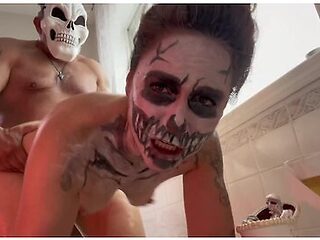 Spooky Slutty Skeleton Gets Boned In Bubble Bath While Blowing Big Daddys Halloween Cock