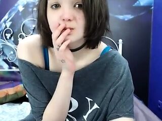 amateur annablossoms fingering herself on live webcam