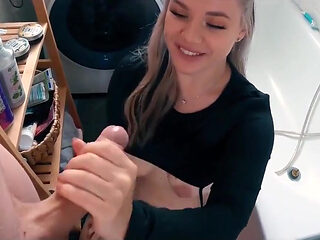 Morning Fuck in the Bathroom