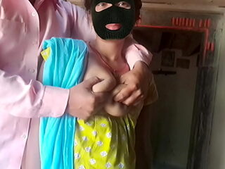 Deluwara Bhabhi Village Hot Girls Sex in Home