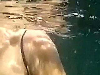 Swimming and Flashing in the Sea