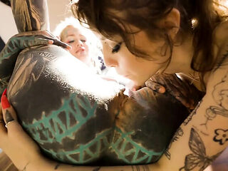 Hardcore Tattoo Lesbians - Anuskatzz and Eden Ivy Rough Anal Fucking, Squirting, ATM Action