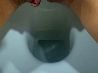 Morning Collection of Yellow Pee! Check Out My Pads and Panties!