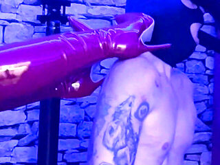 Hardcore Humiliating Mouthgag on Fingers, Hands and Boots