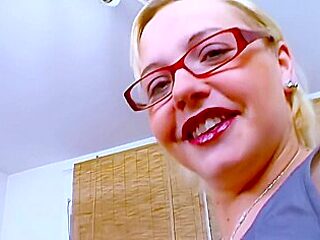 Anal Screw In The Office With The Little Golden-haired Maeva Blue